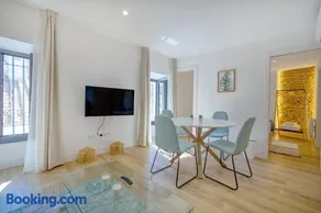 Victoria Suites Apartments - Image 4
