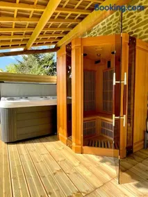 Le Gîte D'au, piscine, spa et étang - Image 5