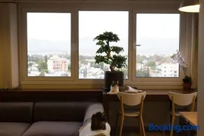 Vas' Penthouse - Image 2