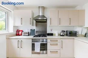 3 bedroom Swanley house - Image 5