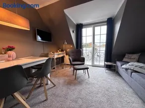 Tolle Wohnung mit Sonnenbalkon - Image 2