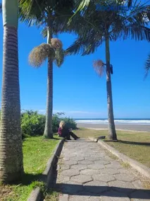 Seu Refúgio em Caiobá Conforto e Mar a Poucos Passos - Image 5
