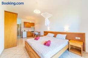 Giannis apartments 11 - Image 4