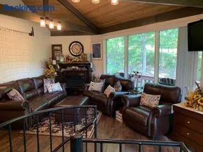Round Cabin - 5 Min to Bedford PA - Deck - Hike- Golf - Image 4