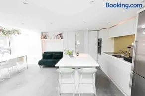Stylish Georgian townhouse on Richmond Hill - Image 4