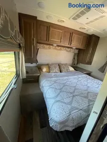 Comfortable & Private Stay in Moreno Valley - Image 2