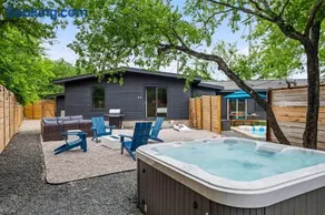 Wonderland Unit A - Sleeps 12 Hot Tub & BBQ - Image 1