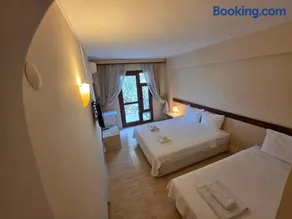 Atlas Apart Hotel - Image 5