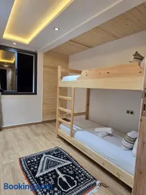 Open waves surf house - Image 3