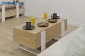 Loft Adaptado, Smart TV, Aire acondicionado, Café, 2 personas - Image 1