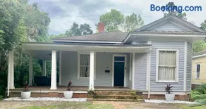 Classic/Modern Downtown Home - Image 1