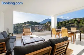 Luxury 2 bedroom apartment - Image 1