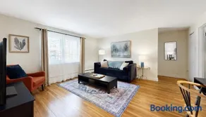 Beautiful, Homey 1BR Close to Longwood Medical - Image 2