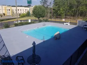 America's Best Inn - Macon - Image 3
