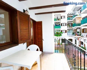 BONITO APARTAMENTO PARA 4 PERSONAS, CENTRO DE MORAIRA - Image 1