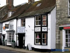 The Old Tea House - Image 1