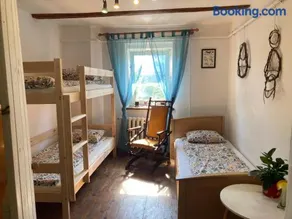 Las Vioska Art Accommodation - Image 2