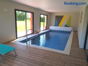 Maison avec Piscine intérieure privée sans vis à vis chauffée toute l année - Image 2
