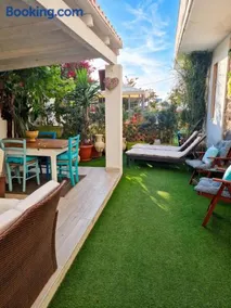 Charming Apartment Calasetta + Garden - Image 3