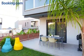 Diamond A1 Luxury Inn - Image 3