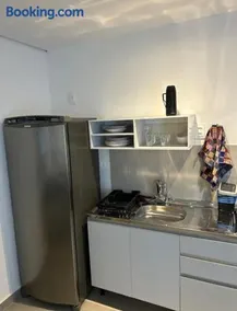 13 Studio completo, perto TRT, Smartfit, Life Center, cozinha - Image 3