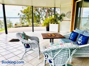 SilverWaters Waterfront Accommodation Lake Macquarie - Image 5