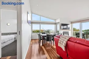 Tides Port Fairy - Image 3