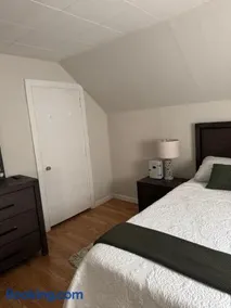 Room in Fitchburg - Image 5
