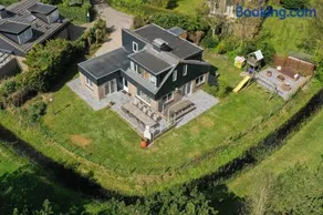 Luxe Villa Texel 8-10 personen met Sauna Krim 95 - Image 1