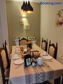 Top House - Image 5