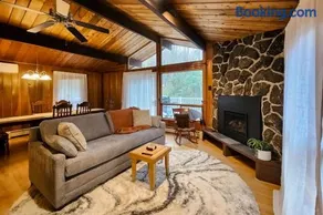 Stowebury Retreat - Image 1