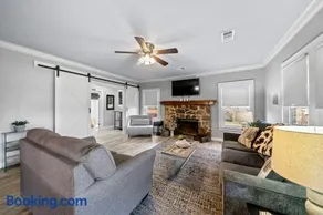 Stunning Views Gated Mountain Retreat 20 Acres - Image 4
