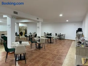 Hostal EL GRIEL NO DISPONEMOS DE RECEPCIÓN FÍSICA - Image 2