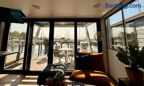 Luxe Houseboat Wolphaartsdijk VP109 - Image 2