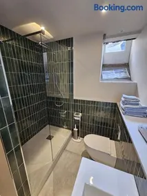 Derngate Basement Apartment - Image 4