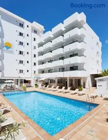Apartamentos Mar i Vent - Image 1