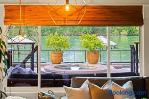 Tropical Riverhouse Retreat - Image 5