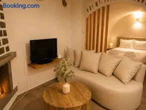 Mesta Serenity Suite - Image 4