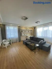 Tbilisi apartment - Image 1