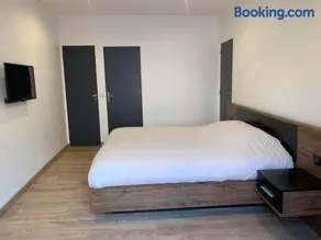 Chambre avec entrée indépendante - Image 1