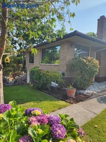 HomeSmart: Cozy Charm Meets High-Tech in Prime Area - Image 2