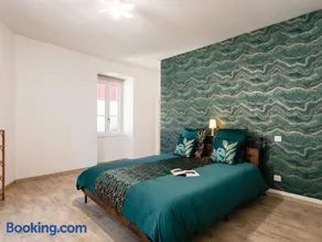 Appartement de caractère, 4 pers, village médiéval Martel, Animaux admis, WiFi gratuit - Image 2