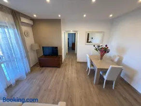 Charlie's House - Image 2