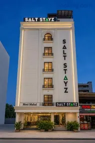 Saltstayz Premier - Noida Sector 15 - Image 2