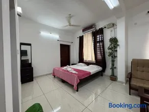 The Crown Calicut Hotel - Image 2
