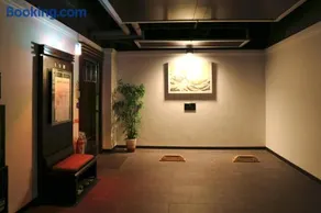 In-stone Motel - Image 3