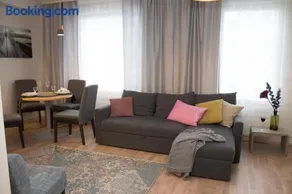 Aurinkolahti cosy apartment with warm parking - Image 1