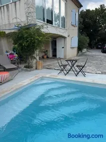 Independent studio With a pool - Image 2