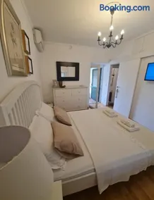 Holiday Home Little Heaven - Image 2