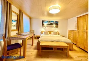 Exquisito apartamento vacacional apta para familias con jardín y barbacoa - Image 4
